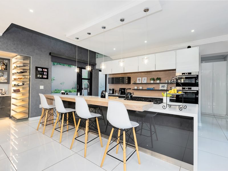 VIEW BY APPOINTMENT - Photo 7