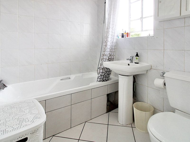 VIEW BY APPOINTMENT - Photo 10