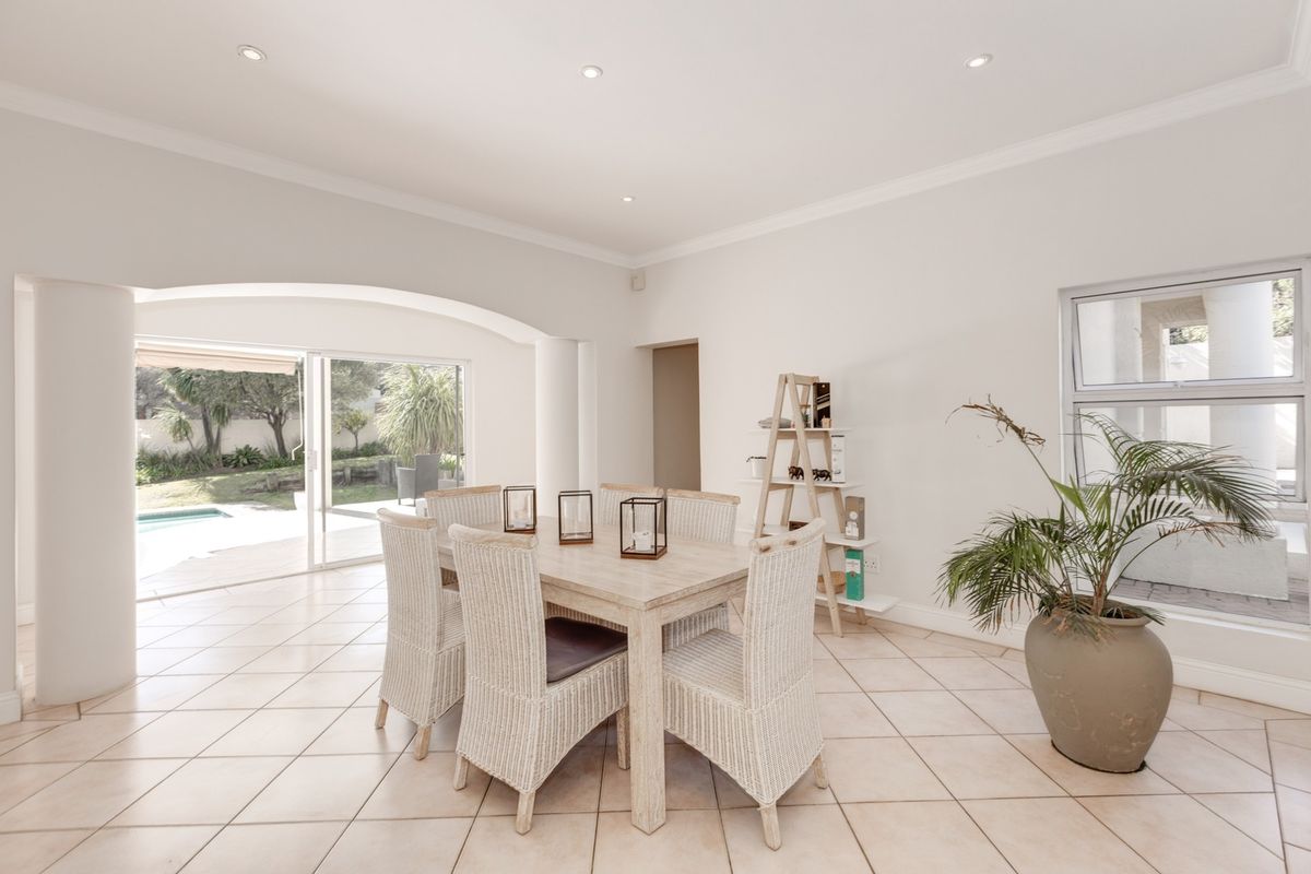House Pending Sale In Sandton - Photo 2