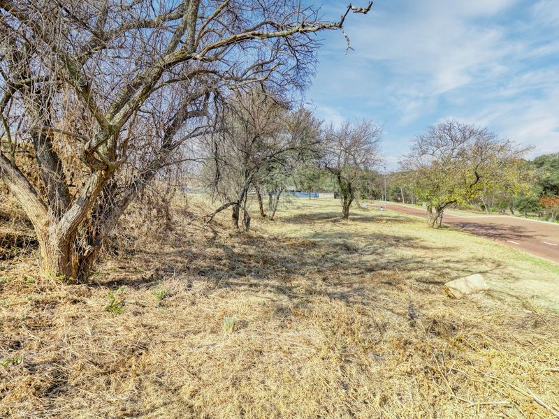 VIEW BY APPOINTMENT - Photo 10