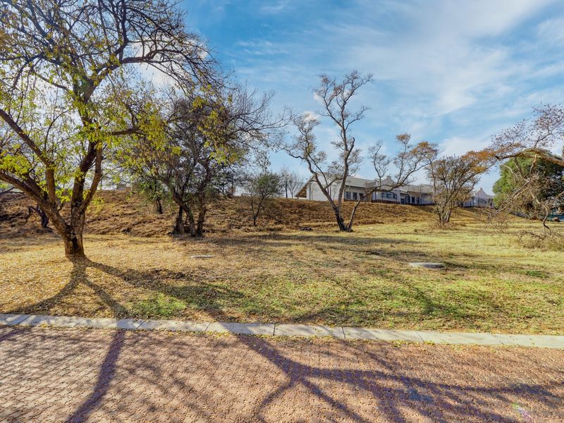 VIEW BY APPOINTMENT - Photo 7