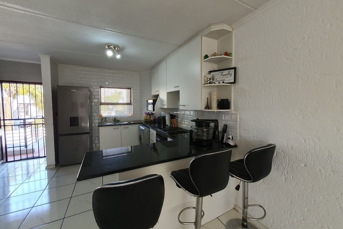 VIEW BY APPOINTMENT - Photo 2