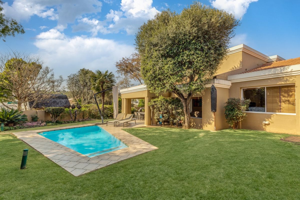 House Pending Sale In Sandton - Photo 3