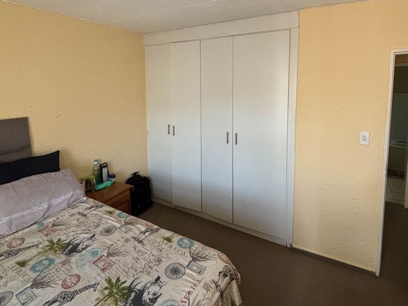 VIEW BY APPOINTMENT - Photo 7