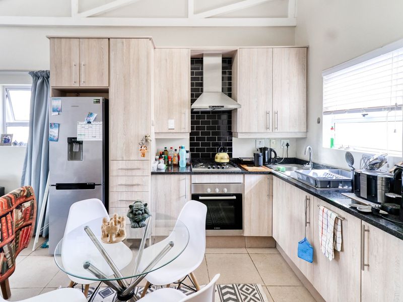 Perfect retirement environment for over 50's - Photo 3