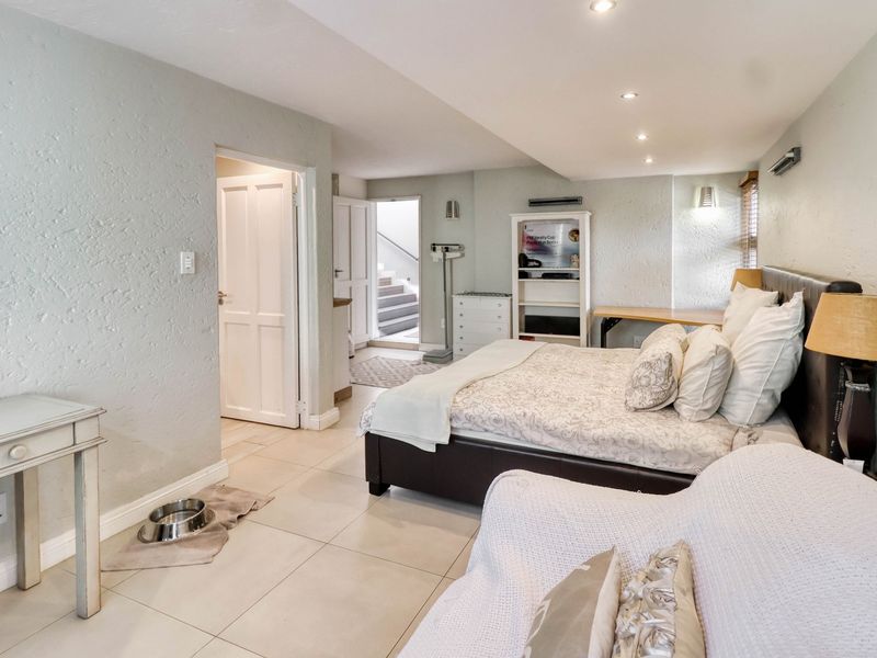 48 Karob Crescent, Fourways Gardens - Photo 3