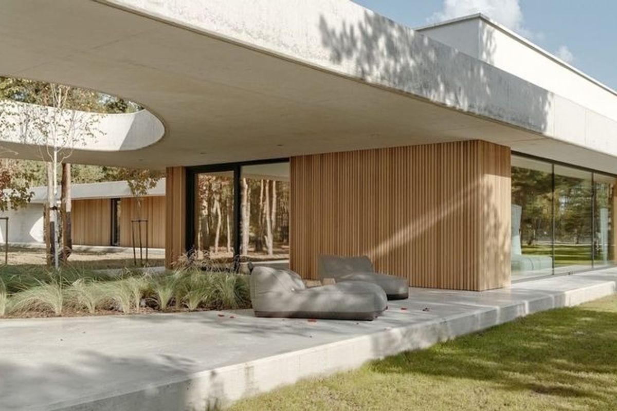 VIEW BY APPOINTMENT - Photo 2