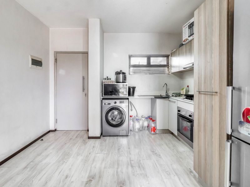 VIEW BY APPOINTMENT - Photo 3