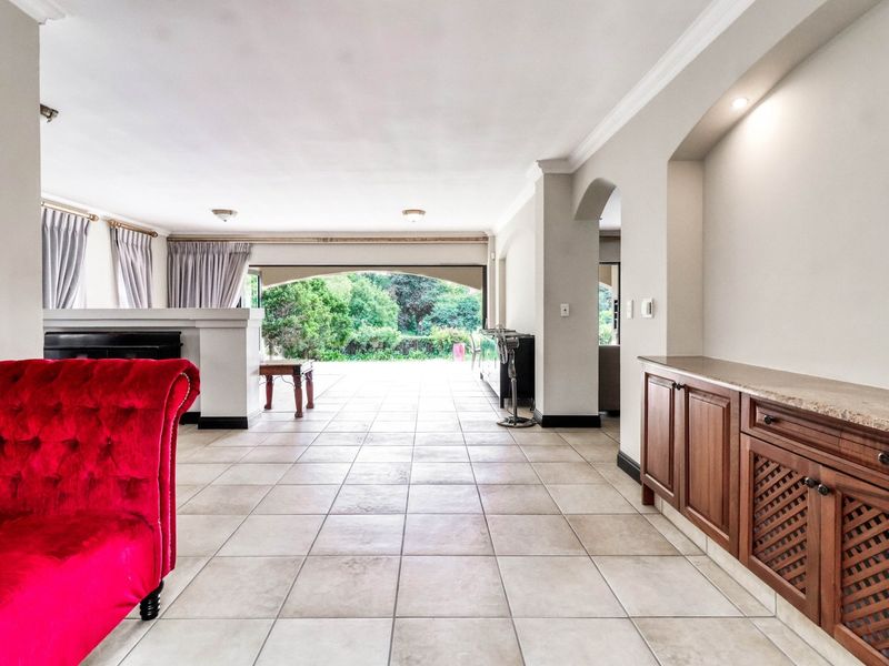 VIEW BY APPOINTMENT - Photo 7