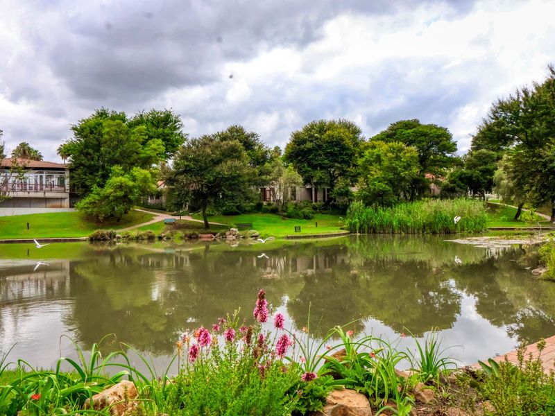 VIEW BY APPOINTMENT - Photo 5