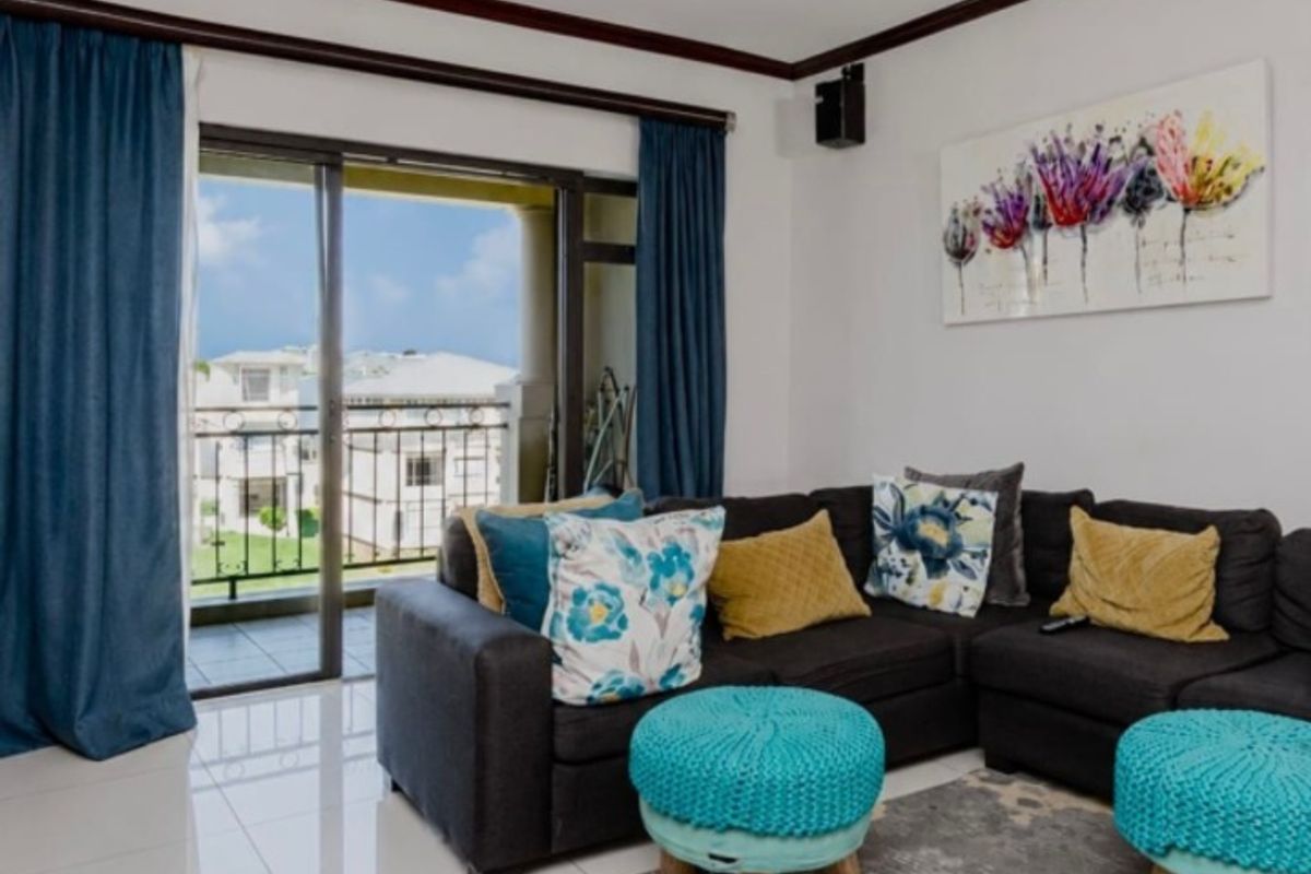 Modern 3-Bedroom Apartment for Sale in Summerset - Photo 3