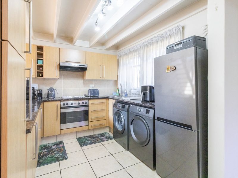 Exclusive Mandate | One of Tinza's Largest Apartments - Photo 4