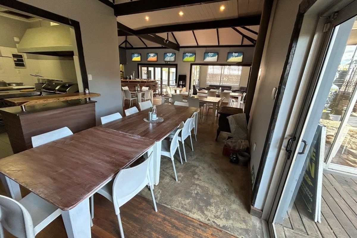 OPERATIONAL CRAFT BREWERY AND PUB WITH FACILITIES FOR LIVE MUSIC, NOW FOR SALE. - Photo 5