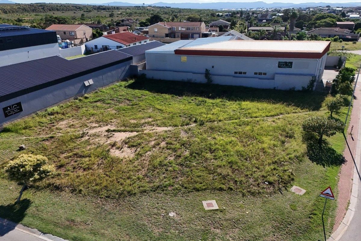 AMAZING WELL LOCATED  COMMERCIAL STAND FOR SALE - Photo 2