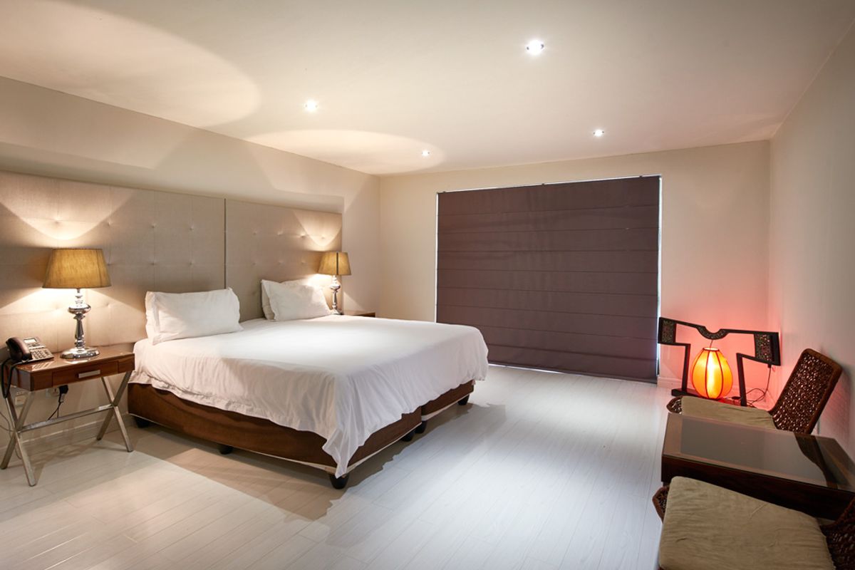 Welcome to your extravagant sanctuary next to the Jukskei river! - Photo 2