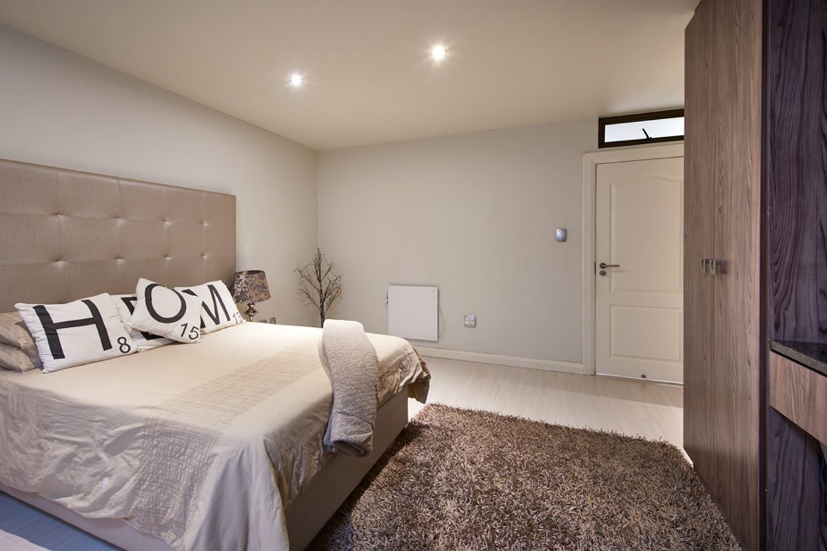 Imagine a serene oasis nestled in the heart of Sandton. - Photo 2