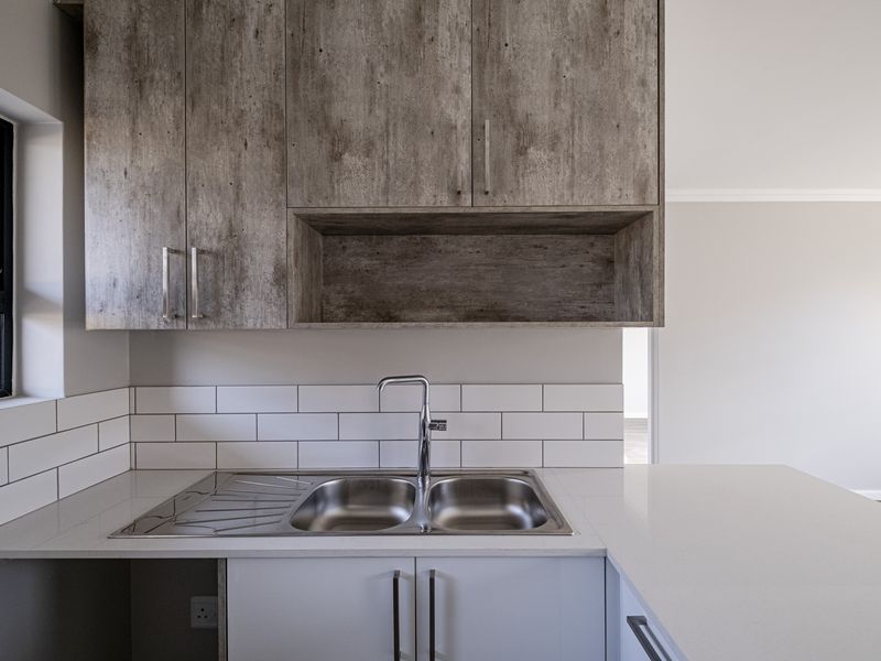 NEW SECURE LOVELY 1 BEDROOM TOWNHOUSE UNITS FOR SALE - Photo 8