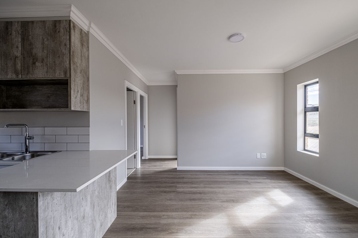 NEW SECURE LOVELY 1 BEDROOM TOWNHOUSE UNITS FOR SALE - Photo 5