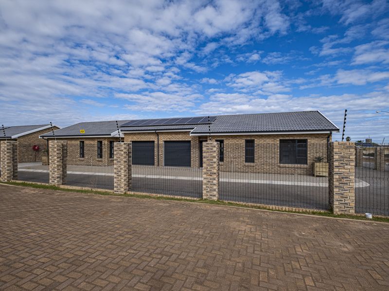 NEW SECURE LOVELY 1 BEDROOM TOWNHOUSE UNITS FOR SALE - Photo 2