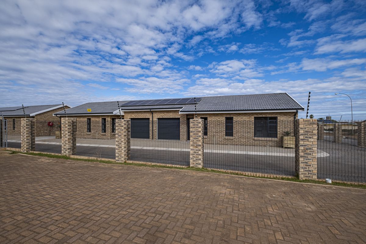 NEW SECURE LOVELY 1 BEDROOM TOWNHOUSE UNITS FOR SALE - Photo 2
