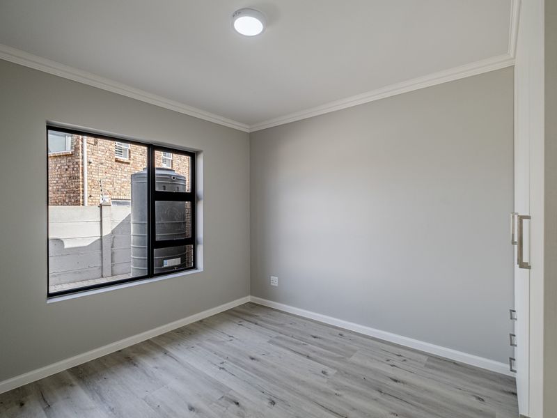 NEW SECURE LOVELY 2 BEDROOM TOWNHOUSE UNITS FOR SALE - Photo 10