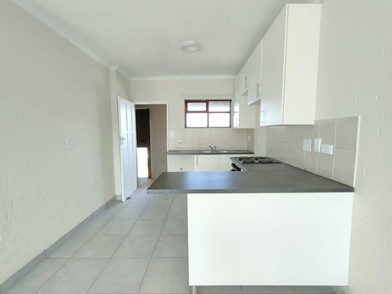 Fantastic opportunity for first-time homeowners & great investment...! - Photo 6