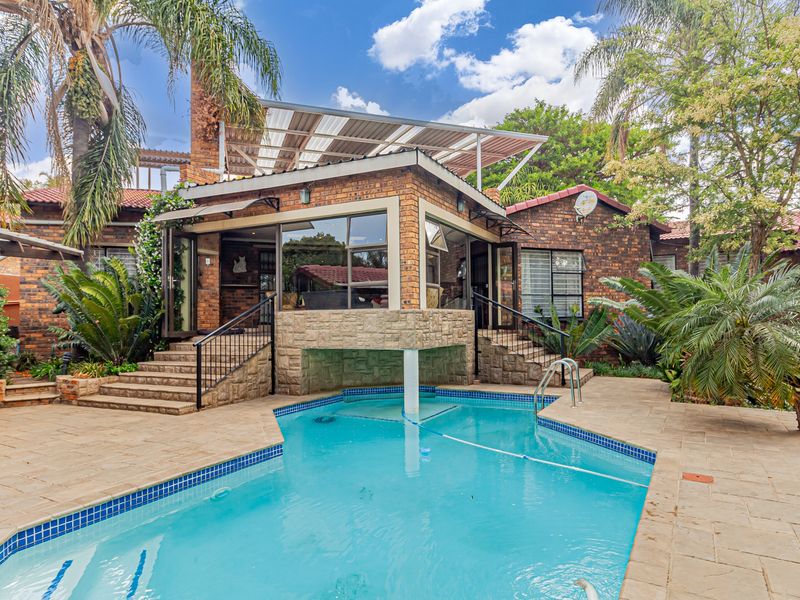 Dream Home Awaits in Boskruin! - Photo 5