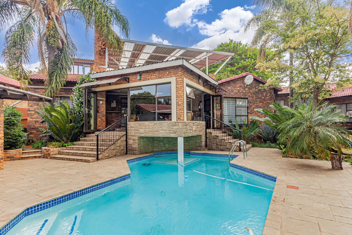 Dream Home Awaits in Boskruin! - Photo 5