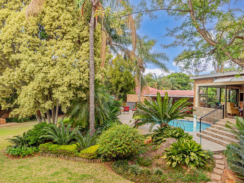 Dream Home Awaits in Boskruin! - Photo 9