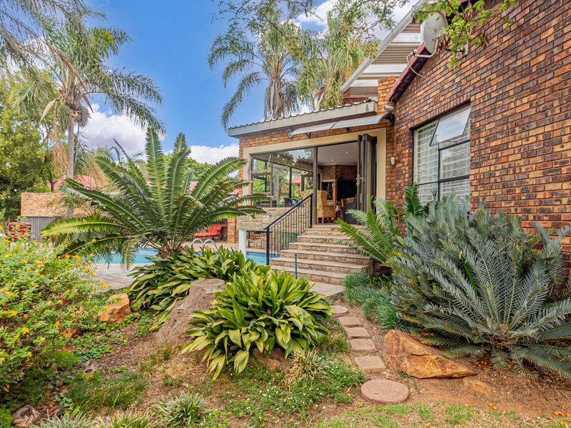 Dream Home Awaits in Boskruin! - Photo 10