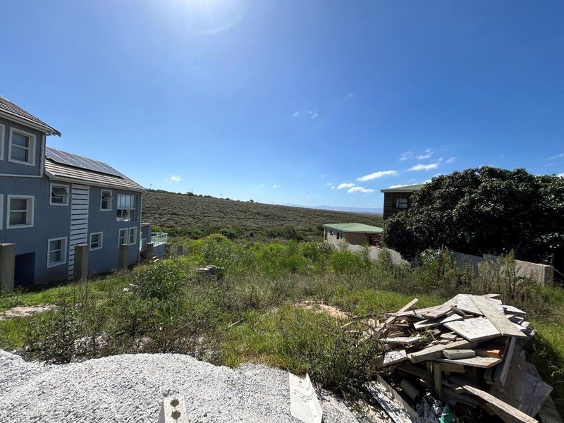 LOVELY LARGE VACANT 809  SQM STAND IN SOUGHT AFTER WAVECREST AREA - Photo 8