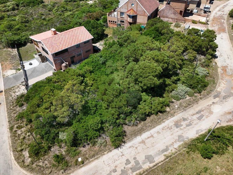 STUNNING LARGE VACANT  816 SQM STAND IN SOUGHT AFTER PARADISE BEACH . - Photo 3