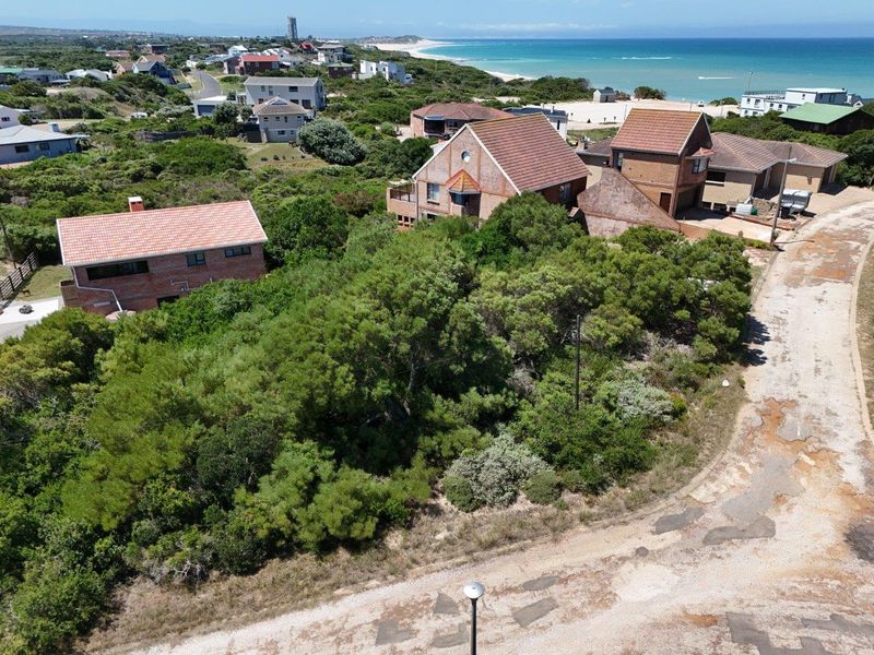 STUNNING LARGE VACANT  816 SQM STAND IN SOUGHT AFTER PARADISE BEACH . - Photo 2