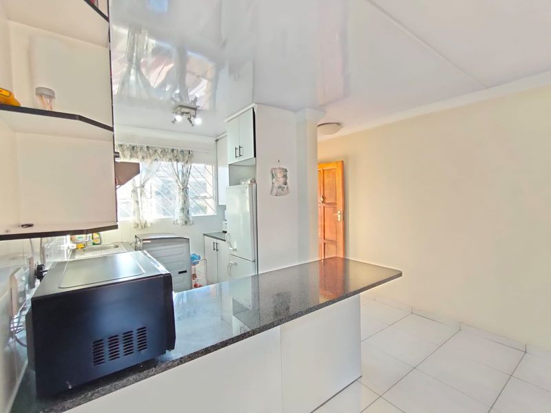 GREAT STANDARD OF FAMILY LIVING  AT BOLDER VIEW... - Photo 9