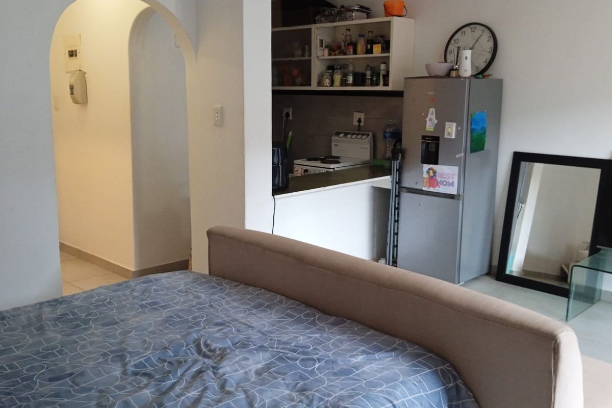 WHY RENT IF YOU CAN BUY. NET YIELD OF 11 % - Photo 4