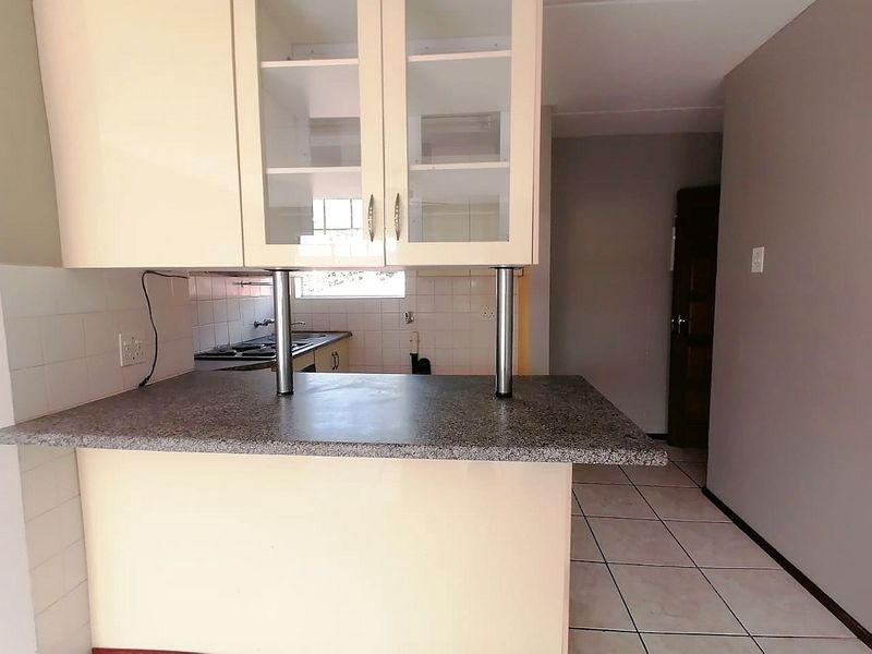 Nice and Neat 1st Floor Apartment For Sale ! - Photo 5