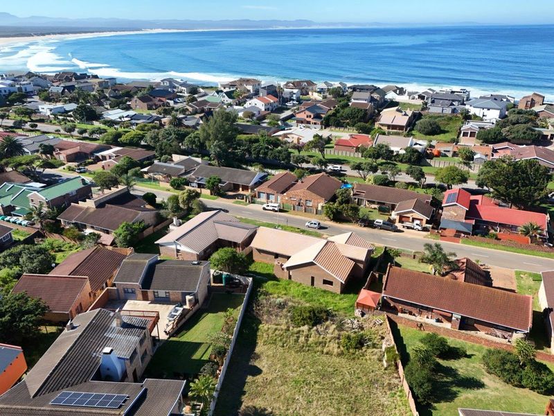 GREAT LOCATION LARGE  892  SQM STAND VERY CLOSE TO  THE BEACH - POINT - Photo 2