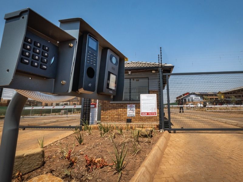 The Bronx is an affordable apartment security estate located next to Sky City Mall in the south of - Photo 7