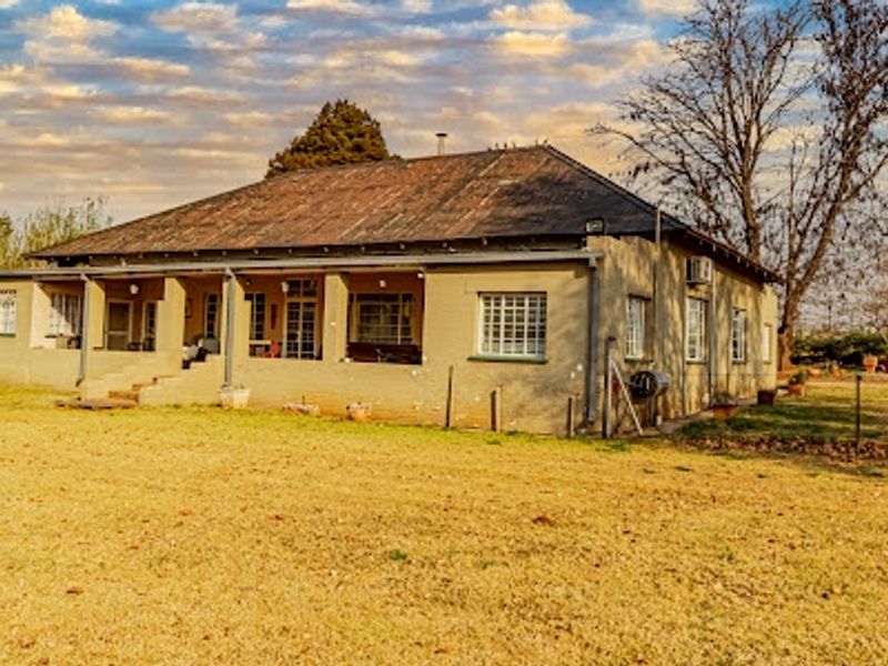 Business, Home, or Farm – The Choice Is Yours - Photo 8