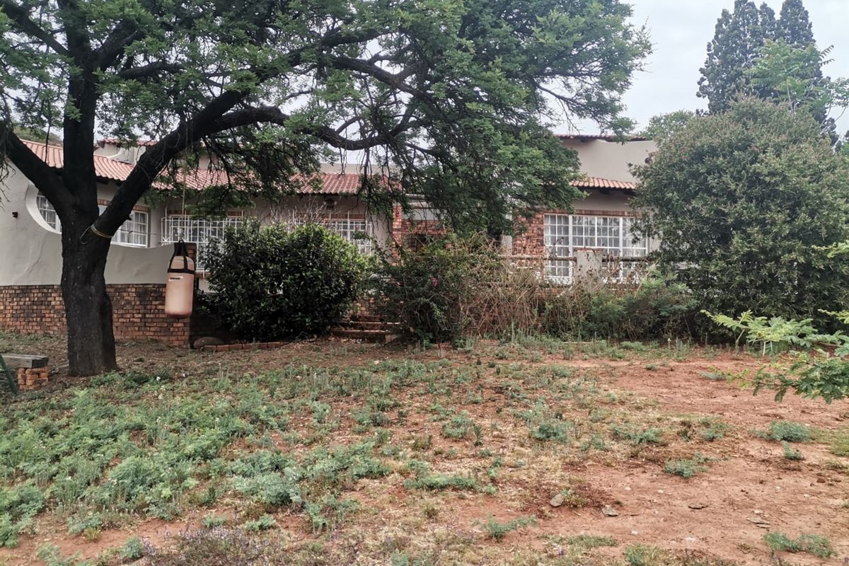 Exclusive Boomed-Off Property with Natural Surroundings - Photo 4