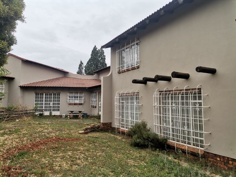 Exclusive Boomed-Off Property with Natural Surroundings - Photo 6
