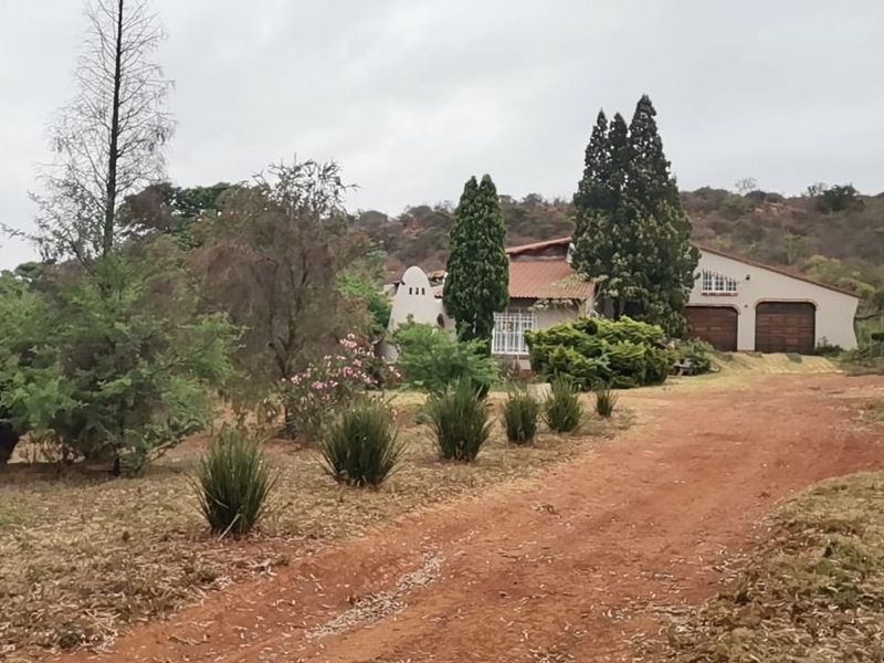 Exclusive Boomed-Off Property with Natural Surroundings - Photo 2
