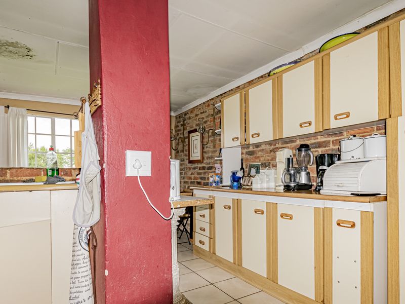 A True Gem with Boundless Potential - Photo 10