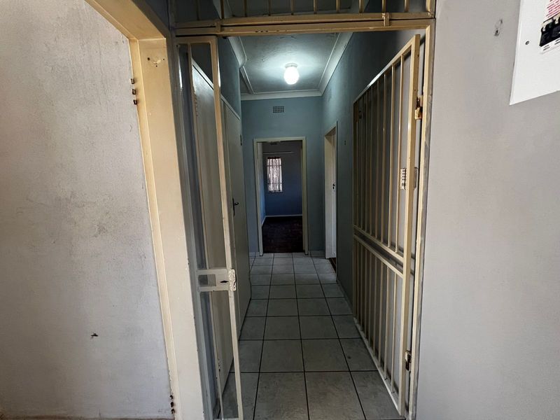 Family Living in Linmeyer – Cozy, Convenient & Ready to Grow With You - Photo 10