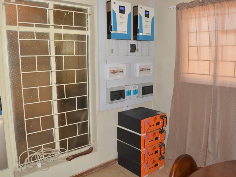 Off The Grid 4 Bedroom House For Sale! - Photo 8