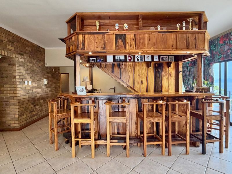 Spectacular Ocean Views | Exceptional 392m2 Two-Level Apartment - Photo 4