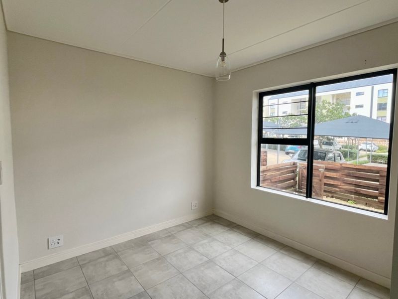 Ground Floor Apartment in Popular Greenbay Estate - Photo 9