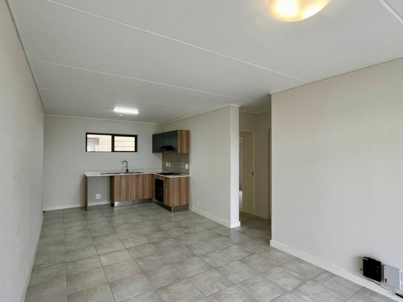 Ground Floor Apartment in Popular Greenbay Estate - Photo 5