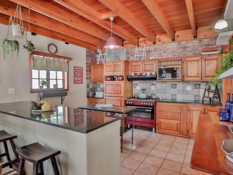 A home you’ll be proud to own! - Photo 3