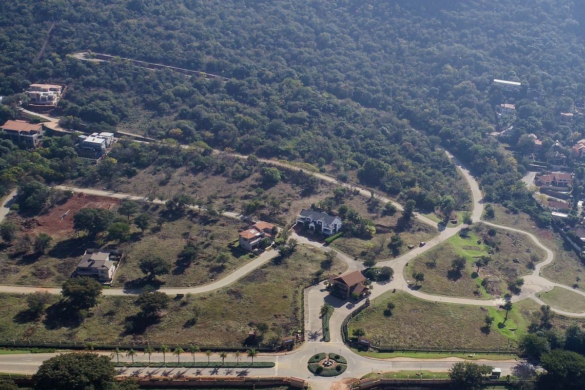 Whether a Forever Family Home or a Cherished Holiday Retreat — This Stand Delivers on Both - Photo 5